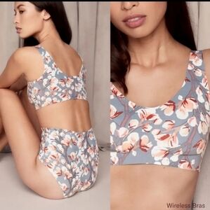 New‎ Knix Luxe lift pullover bra,wireless,S,"Winter gardenia"